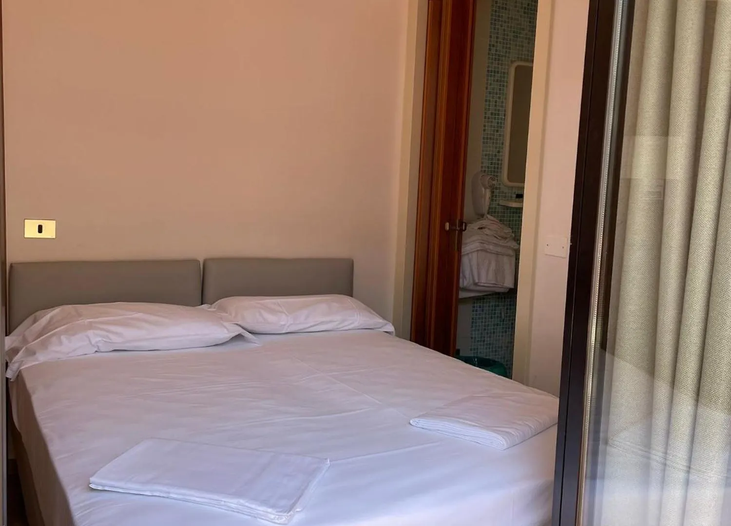 Onda Hotel Lake Garda Italy