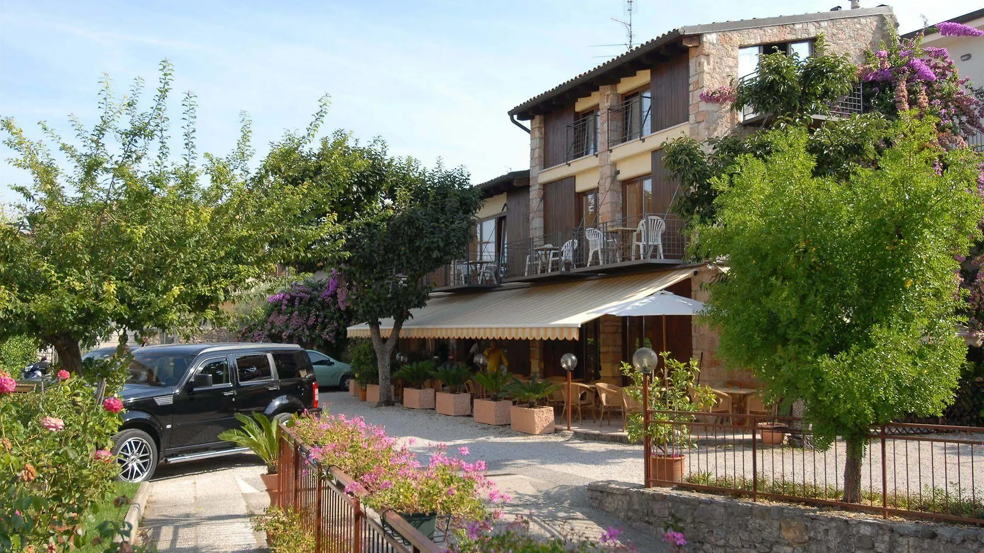 Onda Hotel Lake Garda 2*, Torri Del Benaco Italy