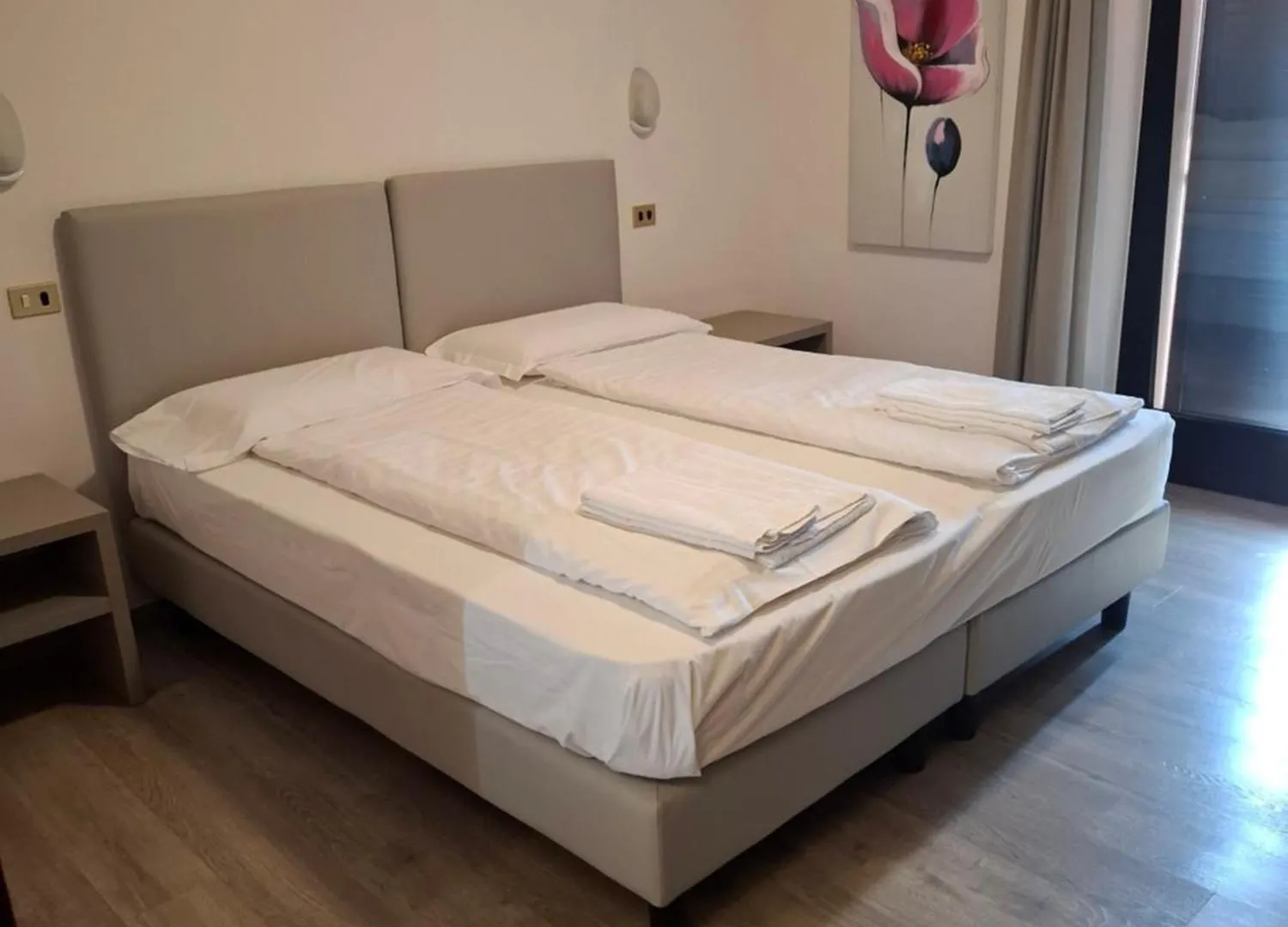 Hotel Garni Onda Torri Del Benaco Itálie