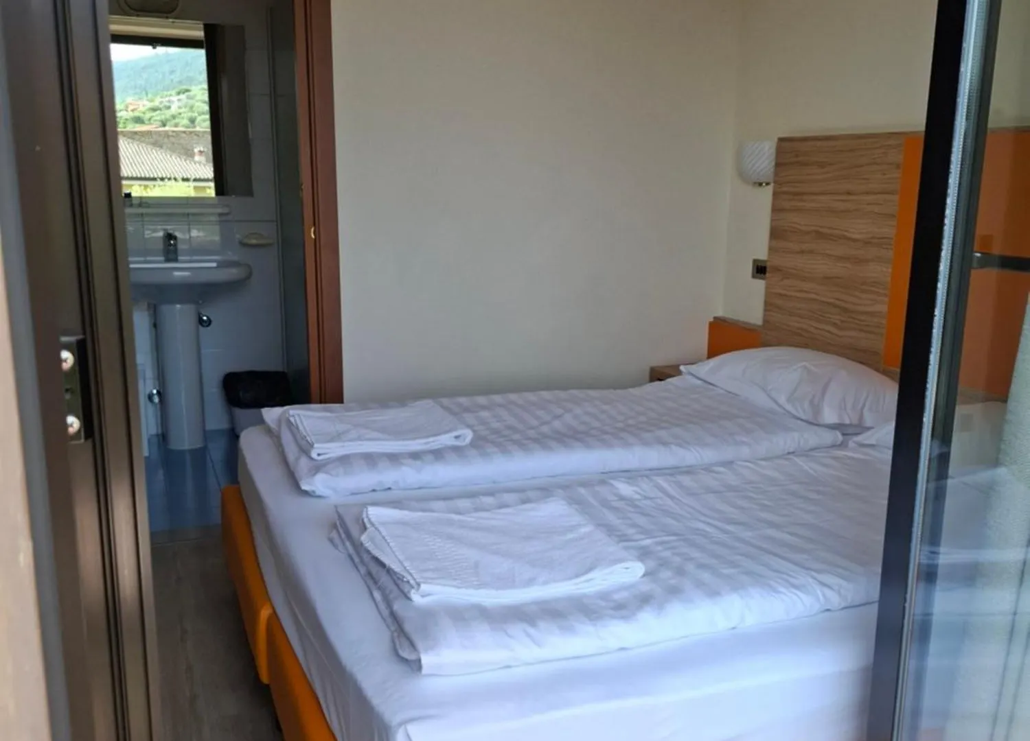 Hotel Garni Onda Torri Del Benaco