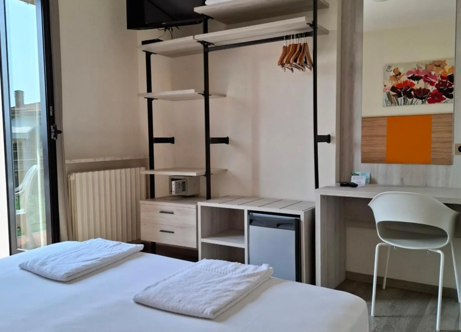 **  Hotel Garni Onda Torri Del Benaco Itálie