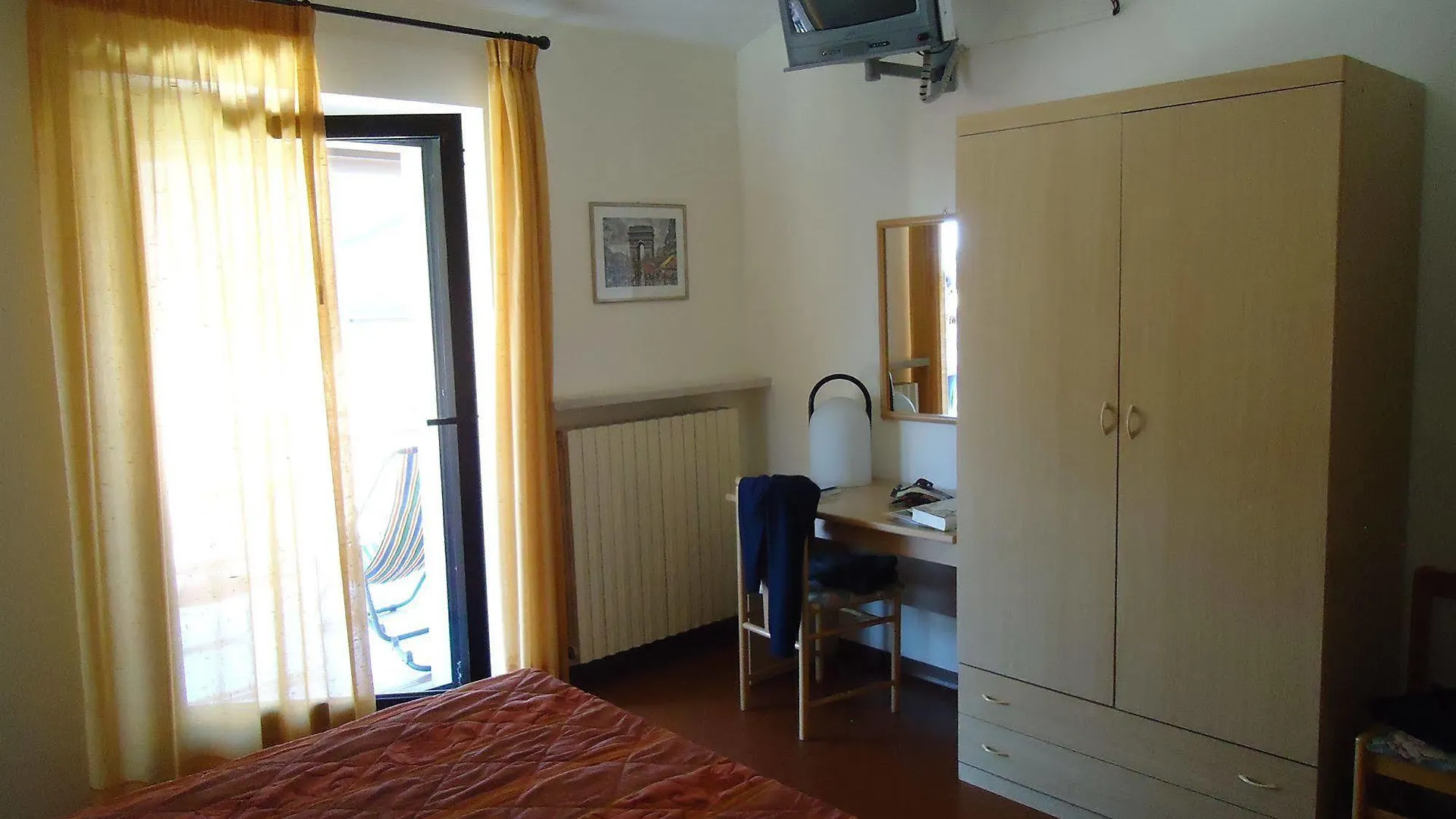 Hotel Garni Onda Torri Del Benaco